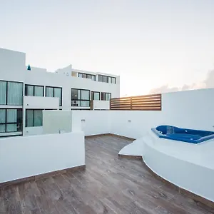 best-apartments-and-penthouses-with-jacuzzi-pool-in-pdc.allrivieramayahotels.com/